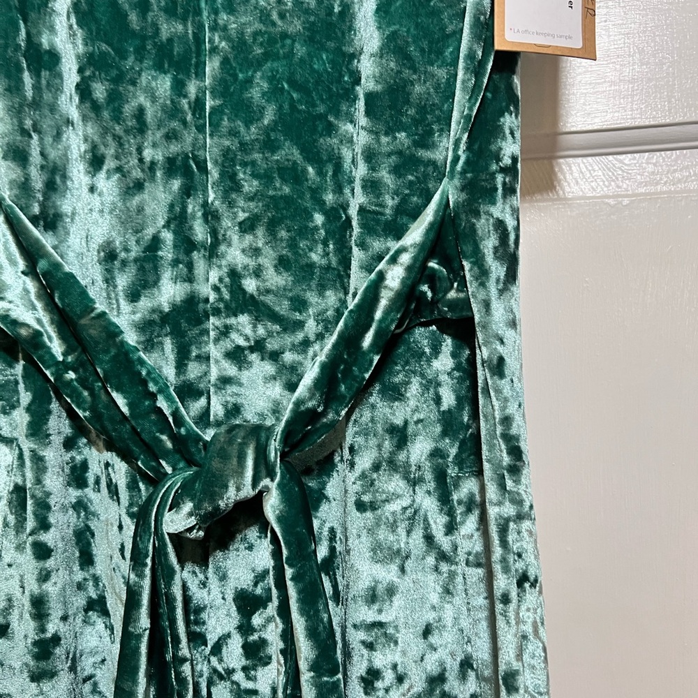 Elegant Teal Jumpsuit - Picture 4 of 7